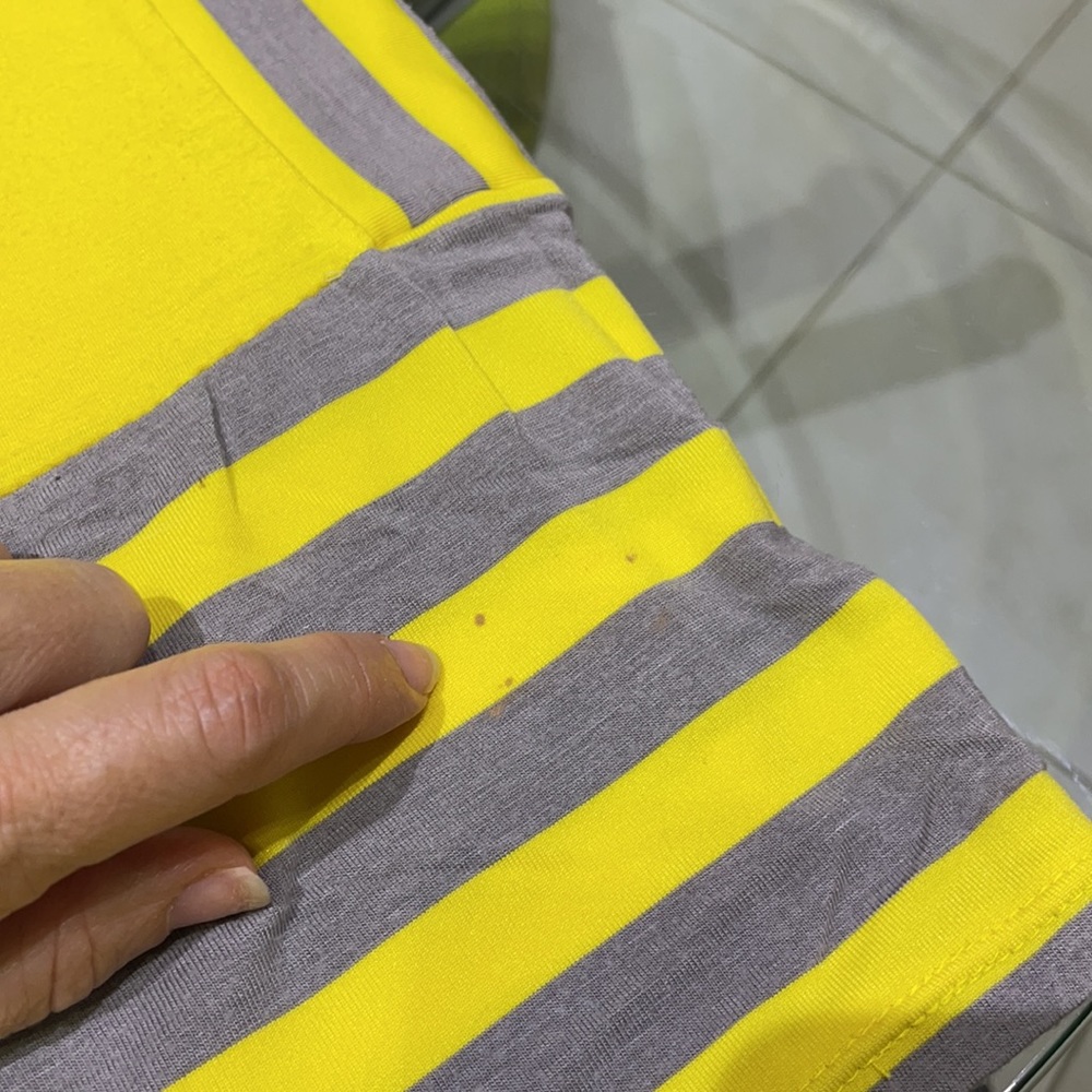Yellow,gray top - Picture 3 of 5